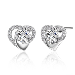 Heart-Shaped Crystal Diamond Zircon Stud Earrings Transparent